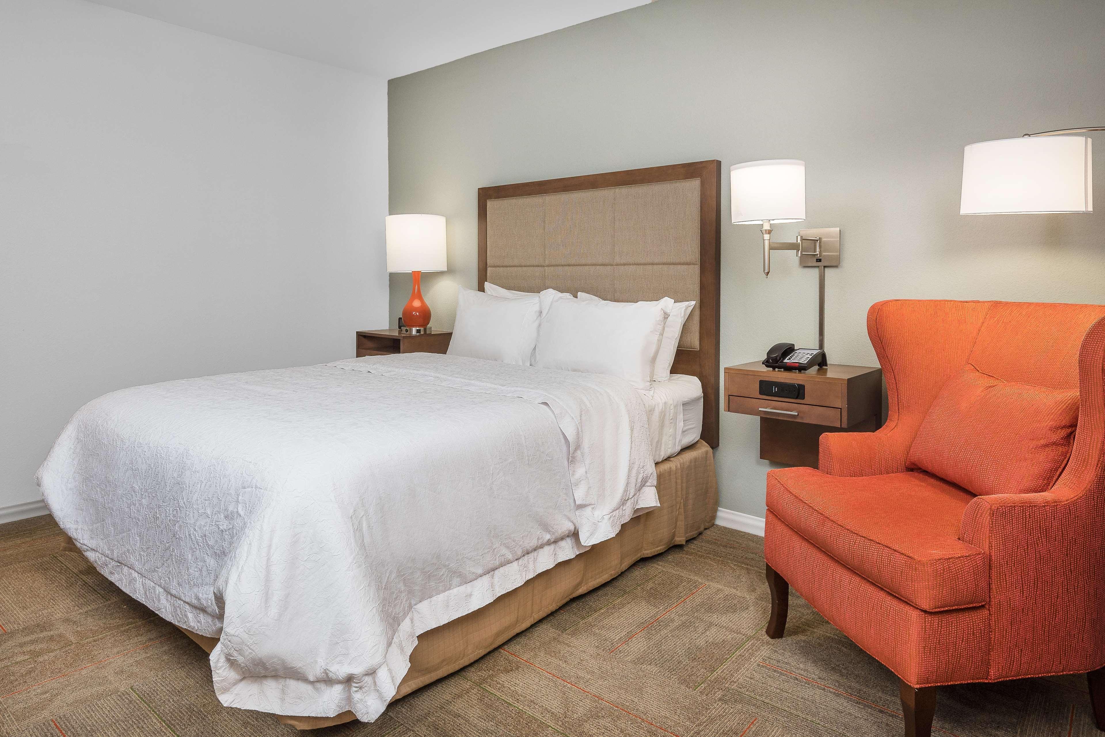 Hampton Inn & Suites Florence Center Exteriör bild