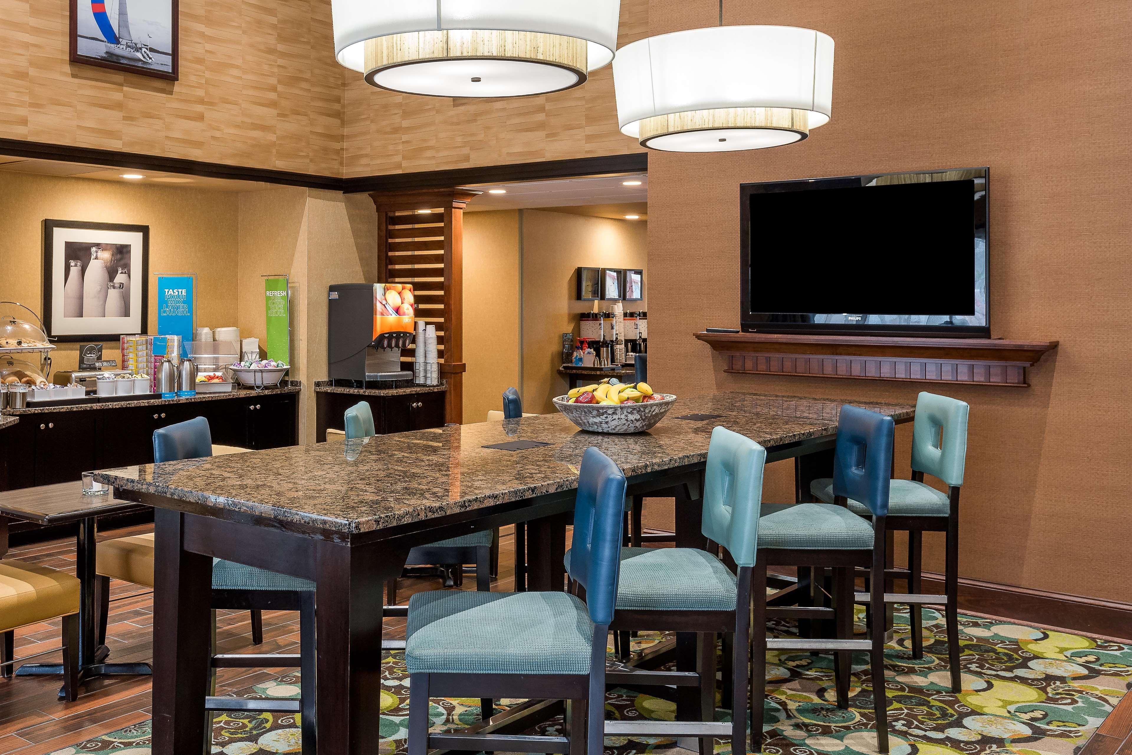 Hampton Inn & Suites Florence Center Exteriör bild
